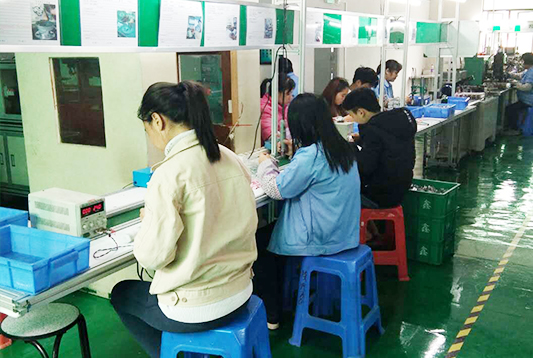 生产流水线，员工的工作态度决定质量